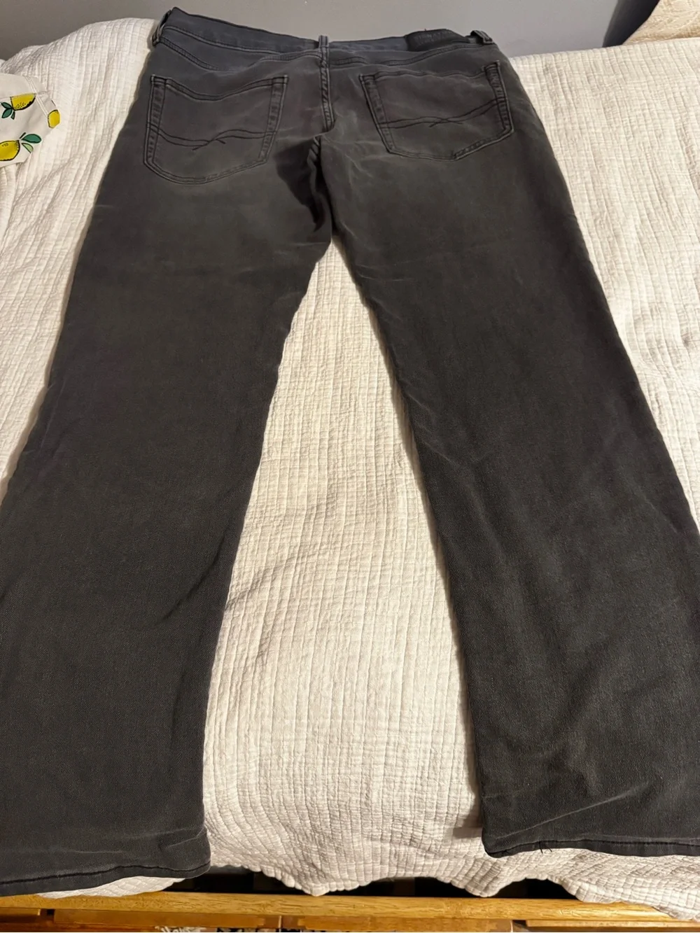 Levi's Men's Signature Levi Strauss Slim Fit Light Black Tab Black Jeans 36x30